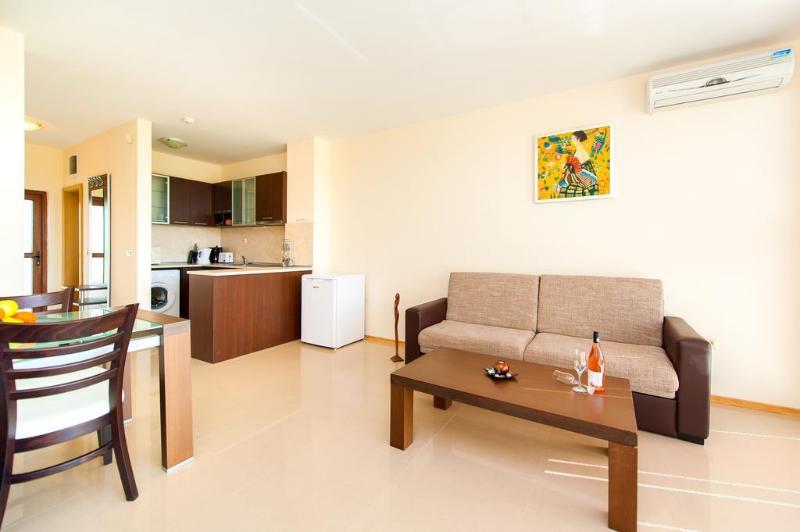 Lighthouse Golf & Spa Apartments Балчик Экстерьер фото
